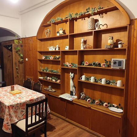 Bazilika Vendeghaz Hotel Eger Luaran gambar